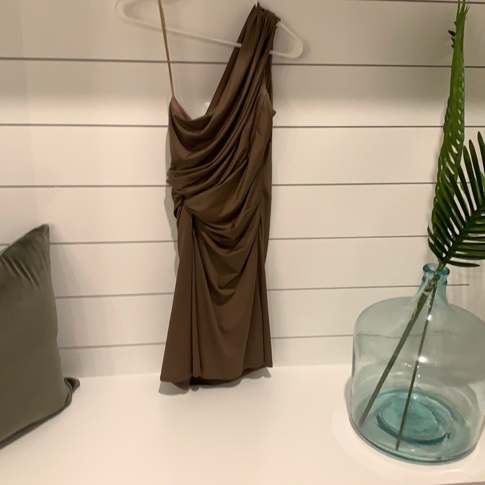 Ark & Co brown one shoulder dress.